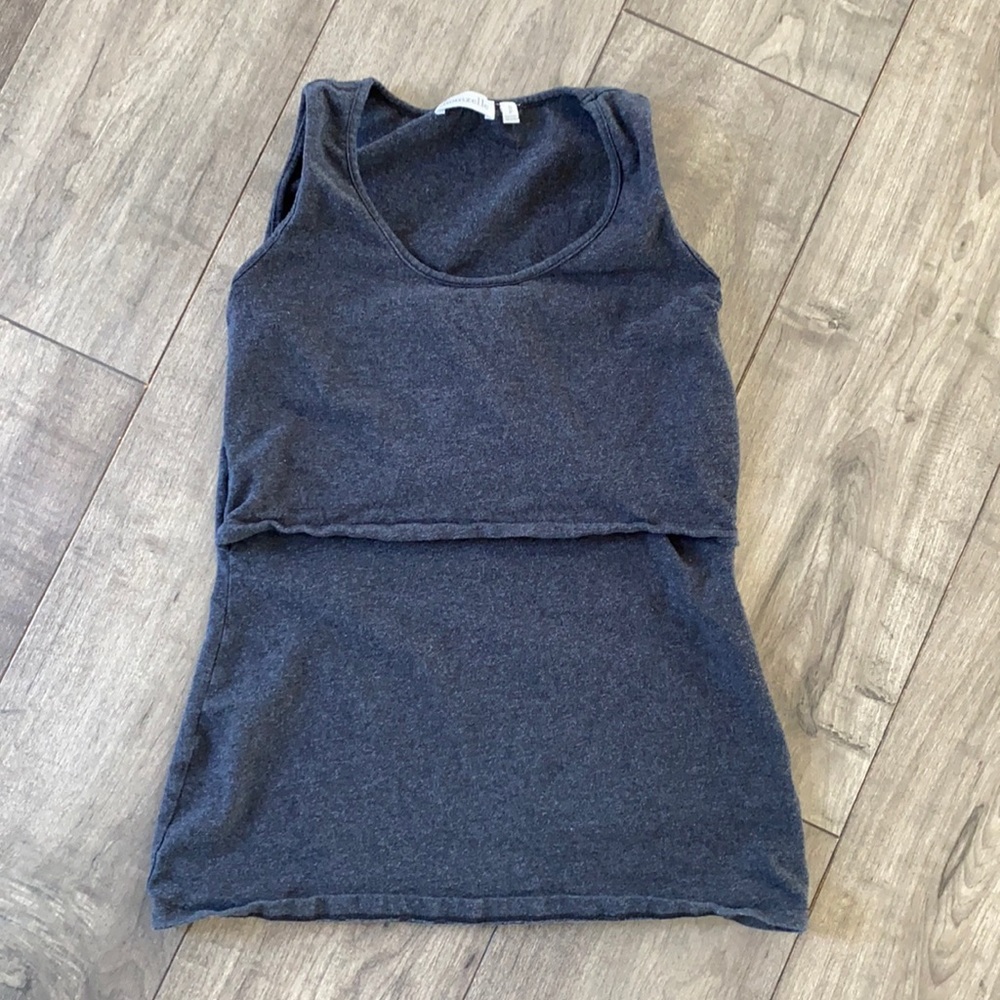 Momzelle Nursing top